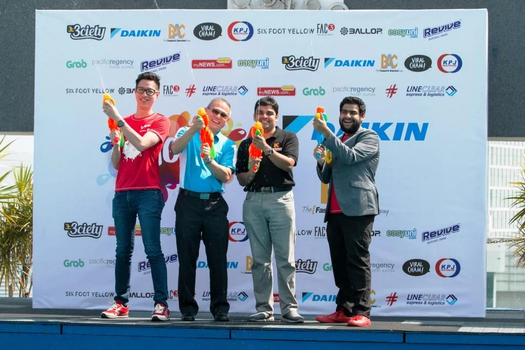 From Left: Andrew Lee - CEO of Six Foot Fellow Worldwide , Lawrence Song - GM of DAIKIN Malaysia Sales & Service Sdn Bhd, Aria Singham – COO of BAC and Leshanth Raja Singham – CEO of FAC3 Entertainment with all smiles at the official launch of #SongkRUN2017 5K Water Run and Music Festival at Luna Bar, Pacific Regency Hotel Suites this morning. The 2017 edition of SongkRUN prints its footing within ASEAN cities through its’ joint venture by Six Foot Yellow Worldwide and FAC3 Entertainment.