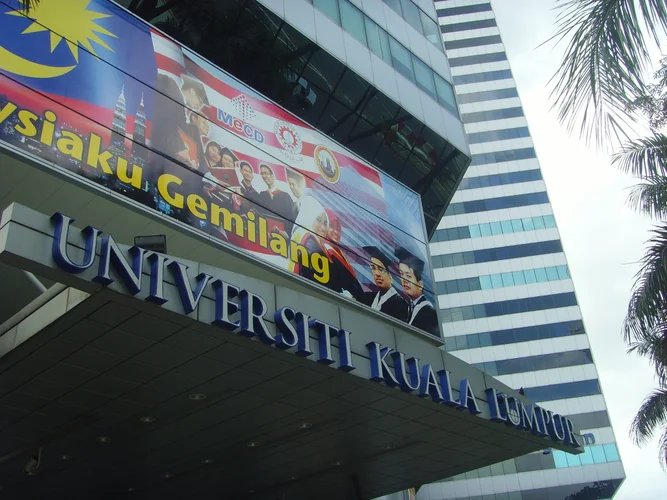 Universiti Kuala Lumpur (UniKL) Cover Photo